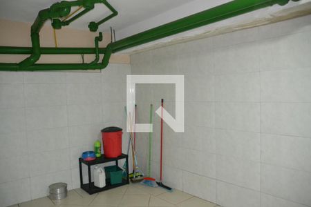 Casa à venda com 435m², 4 quartos e 8 vagas Casa à venda com 435m², 4 quartos e 8 vagasQuarto de Serviço