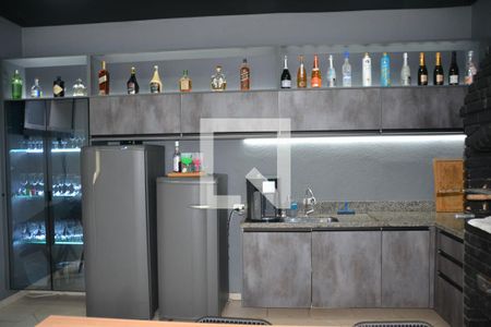 Casa à venda com 435m², 4 quartos e 8 vagas Casa à venda com 435m², 4 quartos e 8 vagasÁrea Gourmet