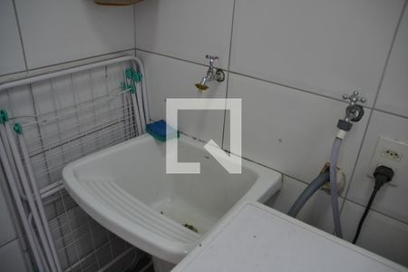 Casa à venda com 435m², 4 quartos e 8 vagas Casa à venda com 435m², 4 quartos e 8 vagasÁrea de Serviço