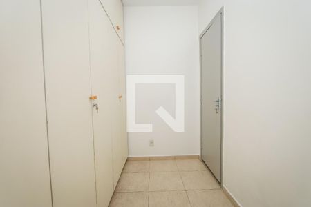 Apartamento para alugar com 78m², 2 quartos e sem vagaQuarto de Serviço