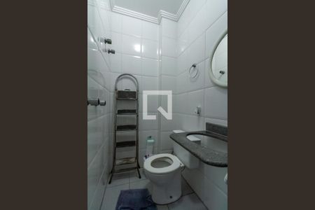 Apartamento à venda com 228m², 3 quartos e 2 vagas Apartamento à venda com 228m², 3 quartos e 2 vagasBanheiro de Serviço