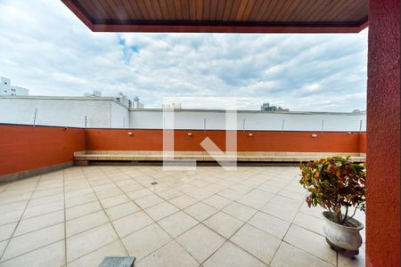 Apartamento à venda com 228m², 3 quartos e 2 vagas Apartamento à venda com 228m², 3 quartos e 2 vagasÁrea Comum