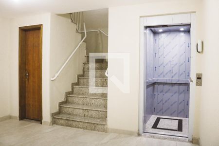 Apartamento à venda com 34m², 1 quarto e sem vaga Apartamento à venda com 34m², 1 quarto e sem vagaHall de entrada