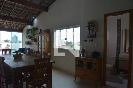 Apartamento à venda com 180m², 2 quartos e 3 vagasÁrea Gourmet