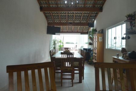 Apartamento à venda com 180m², 2 quartos e 3 vagasÁrea Gourmet