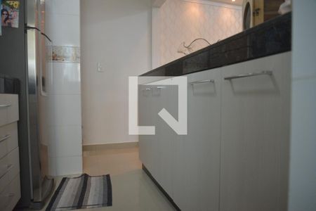 Apartamento à venda com 180m², 2 quartos e 3 vagasCozinha - Armários