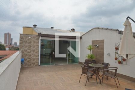 Apartamento à venda com 180m², 2 quartos e 3 vagasCobertura