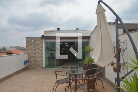 Apartamento à venda com 180m², 2 quartos e 3 vagasCobertura