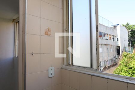 Apartamento à venda com 67m², 3 quartos e 1 vagaÁrea de Serviço