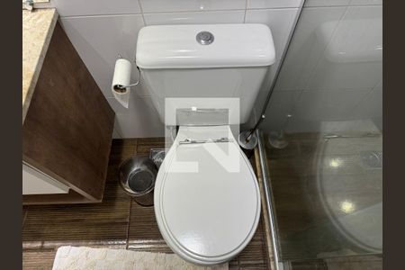 Apartamento à venda com 140m², 3 quartos e 3 vagas Apartamento à venda com 140m², 3 quartos e 3 vagasBanheiro Social