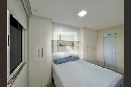 Apartamento à venda com 140m², 3 quartos e 3 vagas Apartamento à venda com 140m², 3 quartos e 3 vagasSuíte