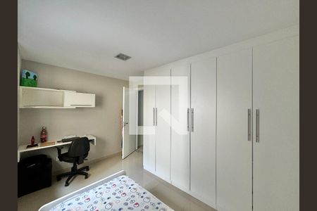 Apartamento à venda com 140m², 3 quartos e 3 vagas Apartamento à venda com 140m², 3 quartos e 3 vagasQuarto 2
