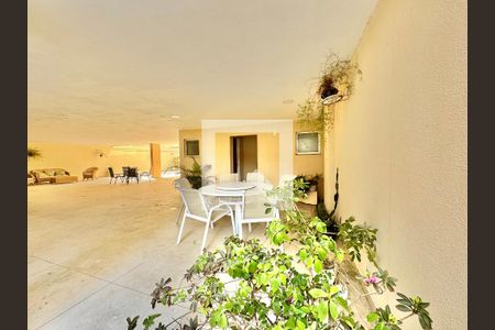 Apartamento à venda com 140m², 3 quartos e 3 vagas Apartamento à venda com 140m², 3 quartos e 3 vagasÁrea comum