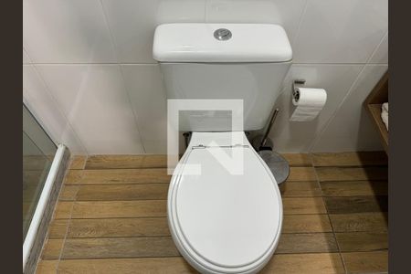 Apartamento à venda com 140m², 3 quartos e 3 vagas Apartamento à venda com 140m², 3 quartos e 3 vagasSuíte - Banheiro