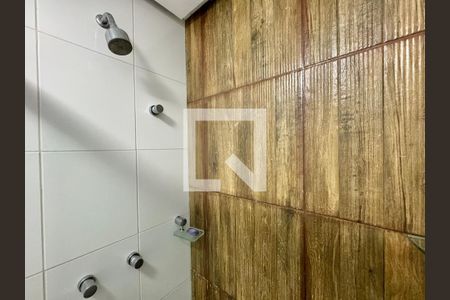 Apartamento à venda com 140m², 3 quartos e 3 vagas Apartamento à venda com 140m², 3 quartos e 3 vagasBanheiro Social