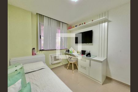 Apartamento à venda com 140m², 3 quartos e 3 vagas Apartamento à venda com 140m², 3 quartos e 3 vagasQuarto 1
