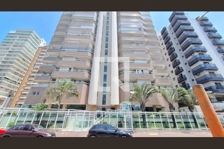 Apartamento para alugar com 93m², 2 quartos e 1 vaga Apartamento para alugar com 93m², 2 quartos e 1 vagaFachada