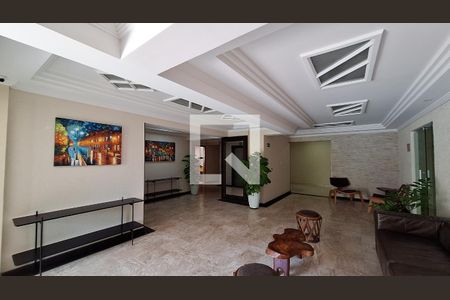 Apartamento para alugar com 93m², 2 quartos e 1 vaga Apartamento para alugar com 93m², 2 quartos e 1 vagaHall de entrada