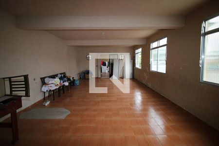 Casa à venda com 250m², 2 quartos e 4 vagasTerraço