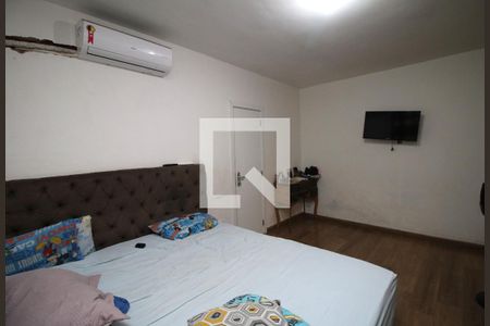 Casa à venda com 250m², 2 quartos e 4 vagasQuarto 2
