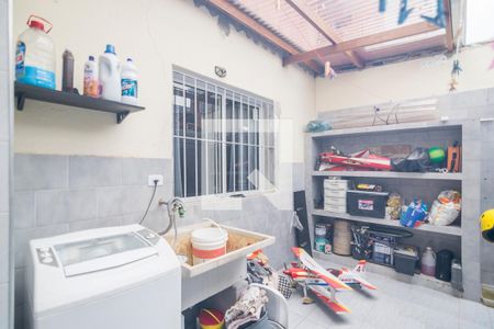 Casa à venda com 112m², 2 quartos e 1 vagaÁrea de Serviço