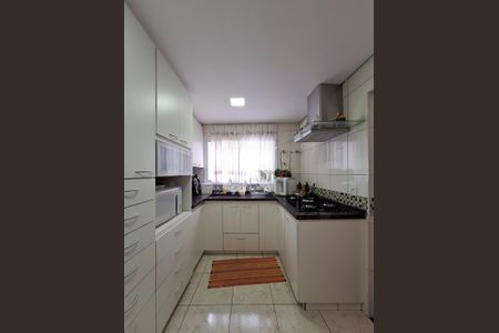 Casa de condomínio à venda com 134m², 3 quartos e 2 vagas Casa de condomínio à venda com 134m², 3 quartos e 2 vagasCozinha