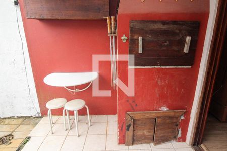 Casa à venda com 106m², 3 quartos e 1 vagaÁrea de Serviço