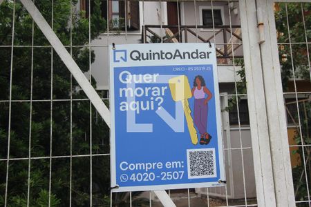 Casa à venda com 106m², 3 quartos e 1 vagaPlaquinha