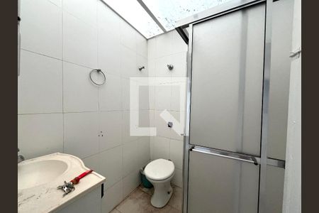 Banheiro  de casa para alugar com 1 quarto, 50m² em Vila da Saúde, São Paulo