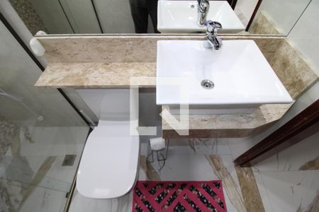 Casa à venda com 144m², 3 quartos e 2 vagasBanheiro