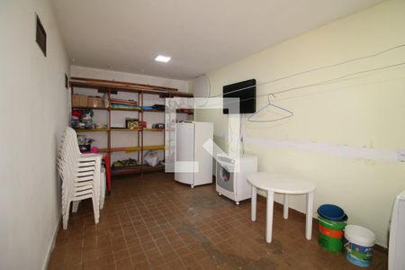 Casa à venda com 144m², 3 quartos e 2 vagasÁrea de Serviço