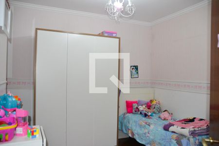 Casa à venda com 221m², 4 quartos e 4 vagas Casa à venda com 221m², 4 quartos e 4 vagasQuarto 4