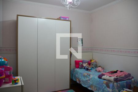 Casa à venda com 221m², 4 quartos e 4 vagas Casa à venda com 221m², 4 quartos e 4 vagasQuarto 3