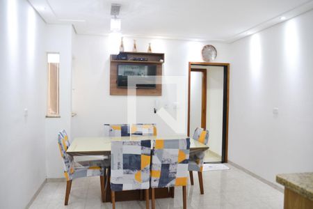 Casa à venda com 221m², 4 quartos e 4 vagas Casa à venda com 221m², 4 quartos e 4 vagasCopa