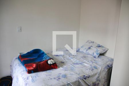 Casa à venda com 221m², 4 quartos e 4 vagas Casa à venda com 221m², 4 quartos e 4 vagasQuarto 2