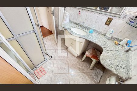 Casa à venda com 240m², 3 quartos e 4 vagasBanheiro da Suíte