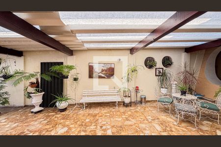 Casa à venda com 240m², 3 quartos e 4 vagasGaragem