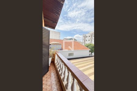 Casa à venda com 240m², 3 quartos e 4 vagasVaranda Suíte