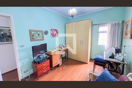 Casa à venda com 240m², 3 quartos e 4 vagasQuarto 2