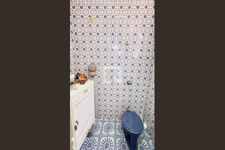 Casa à venda com 240m², 3 quartos e 4 vagasBanheiro