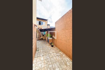 Casa à venda com 240m², 3 quartos e 4 vagasQuintal