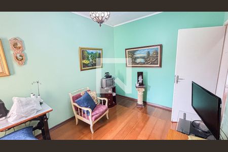 Casa à venda com 240m², 3 quartos e 4 vagasQuarto 2