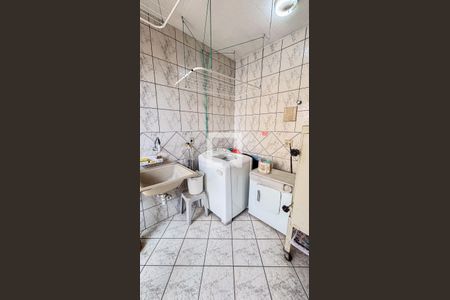 Casa à venda com 240m², 3 quartos e 4 vagasÁrea de Serviço