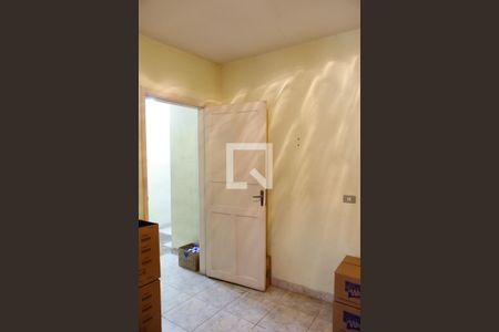 Casa à venda com 334m², 4 quartos e 4 vagas Casa à venda com 334m², 4 quartos e 4 vagasQuarto 3