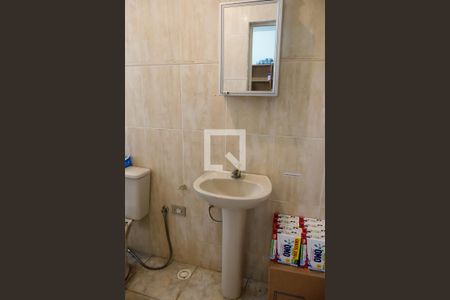 Casa à venda com 334m², 4 quartos e 4 vagas Casa à venda com 334m², 4 quartos e 4 vagasBanheiro da Suíte 2