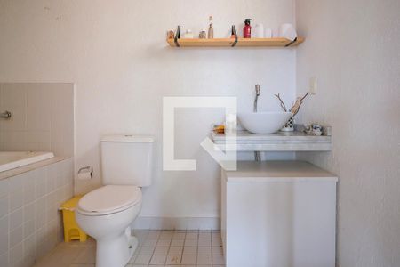 Apartamento à venda com 220m², 3 quartos e 2 vagasBanheiro segundo andar