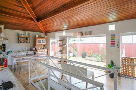 Apartamento à venda com 220m², 3 quartos e 2 vagasSegundo andar