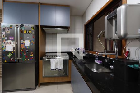 Casa à venda com 350m², 5 quartos e 3 vagasCozinha