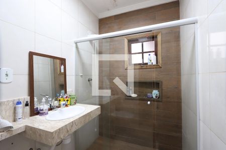 Casa à venda com 350m², 5 quartos e 3 vagasBanheiro Térreo