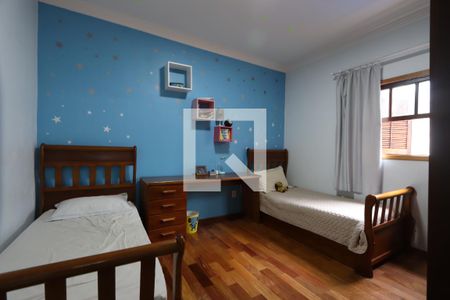 Casa à venda com 350m², 5 quartos e 3 vagasQuarto 2